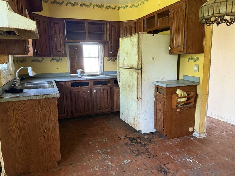 314 Station Street E, Ashville, OH 43103 Photo 15