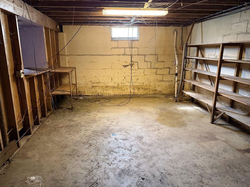 314 Station Street E, Ashville, OH 43103 Photo 8