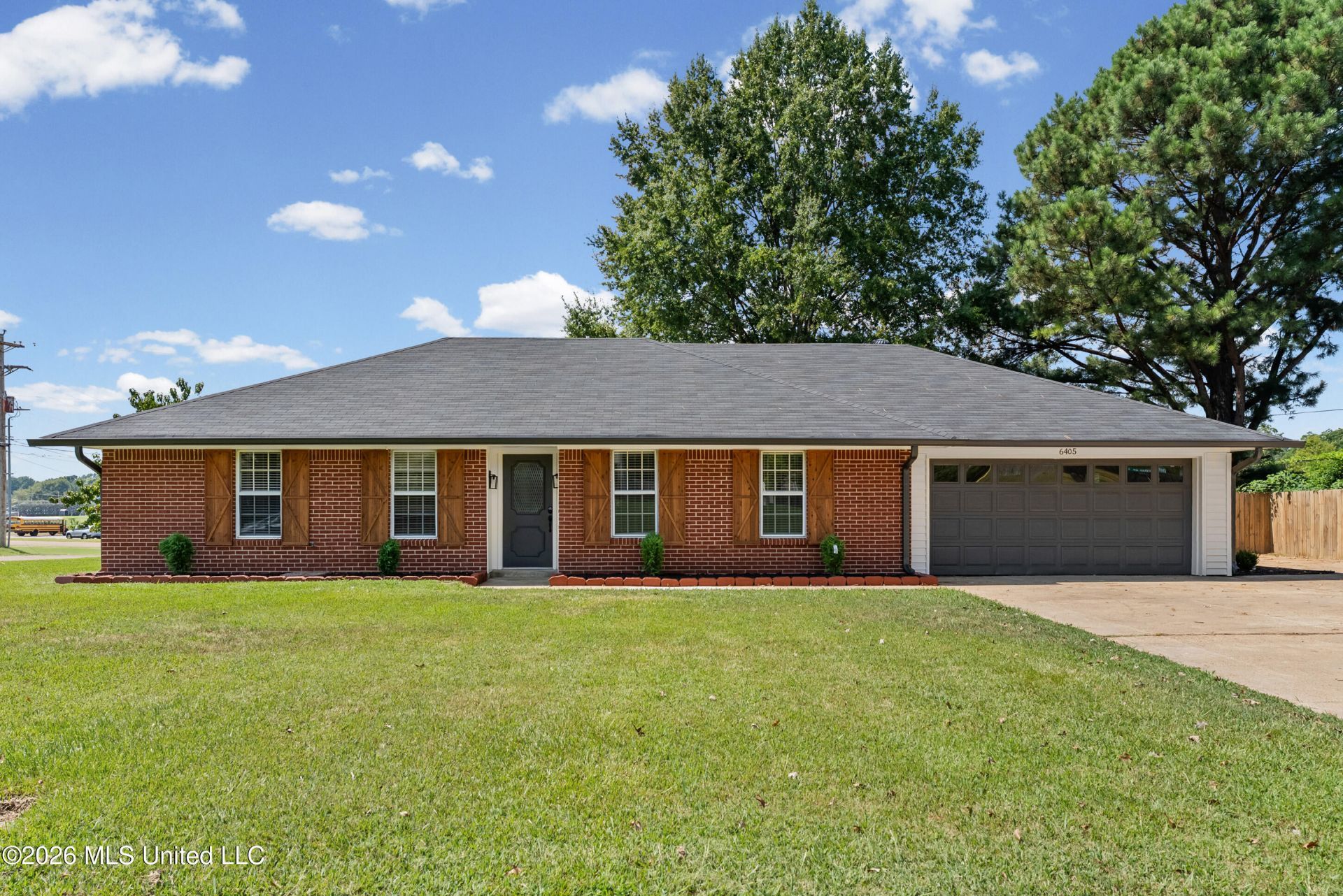 6405 Chickasaw Drive, Olive Branch, MS 38654 Main Photo