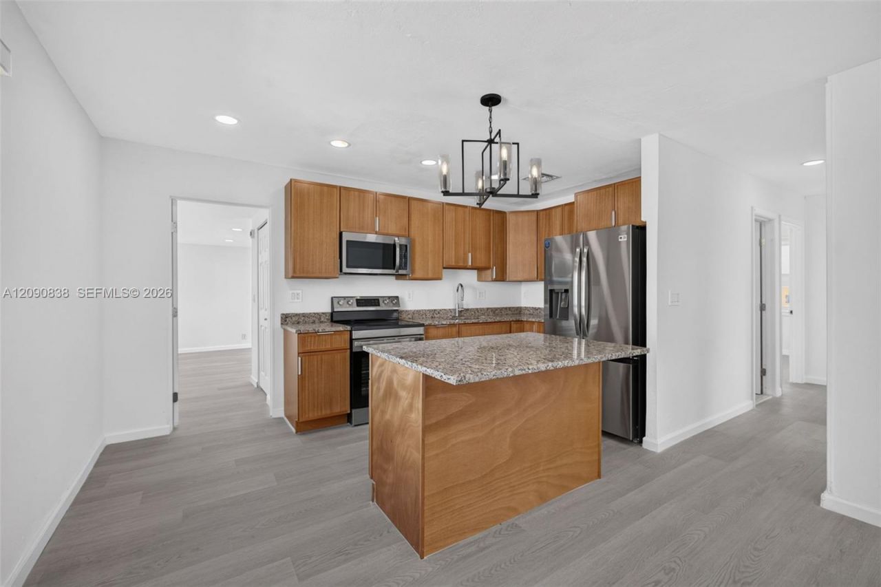840 W 4th St , Unit -, Riviera Beach, FL 33404 Photo