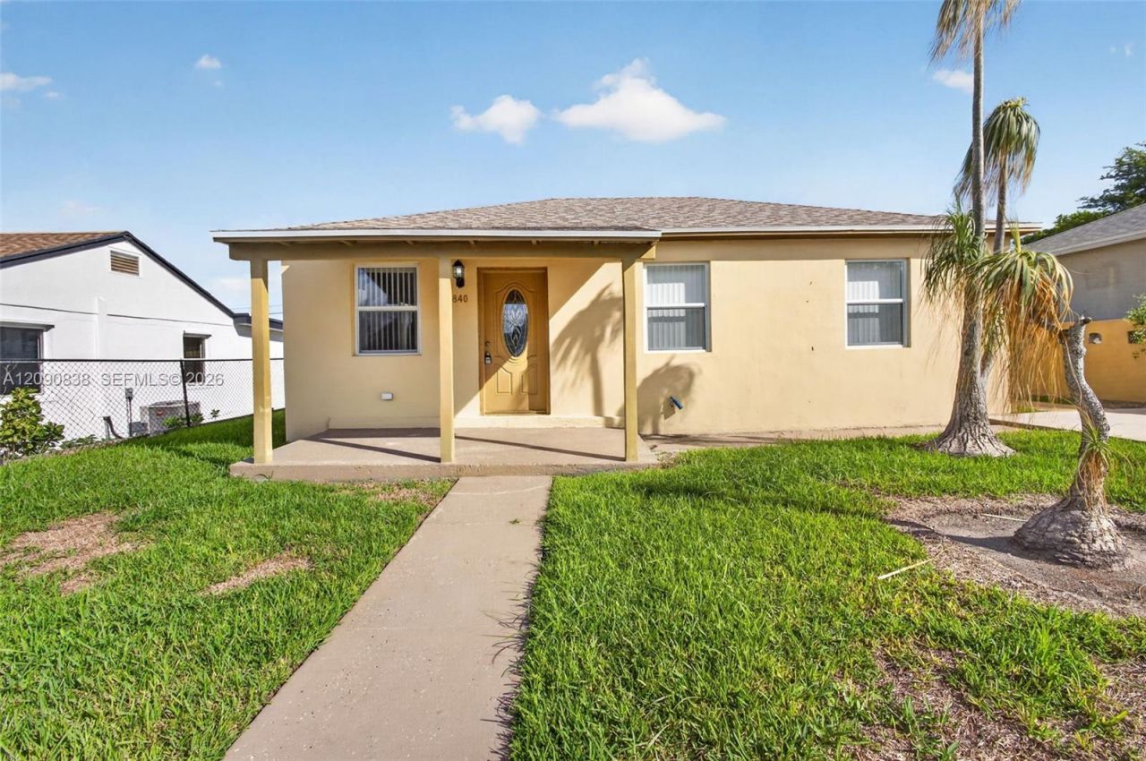 840 W 4th St , Unit -, Riviera Beach, FL 33404 Photo