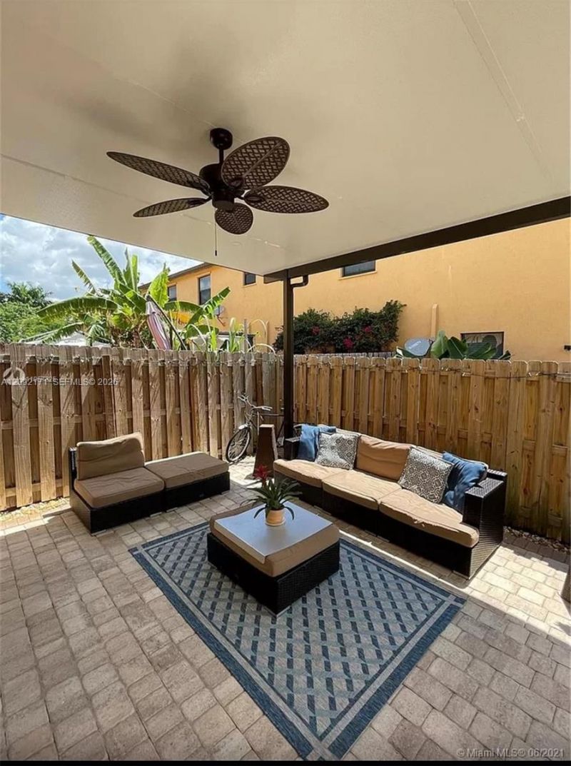373 NE 37th Ave, Homestead, FL 33033 Photo