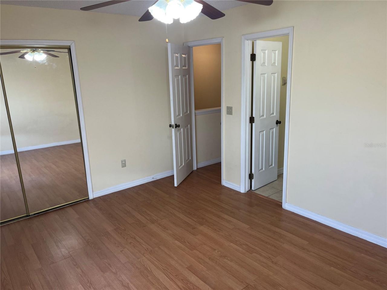 1733 Shady Ridge Court, Unit 233, Orlando, FL 32807 Photo