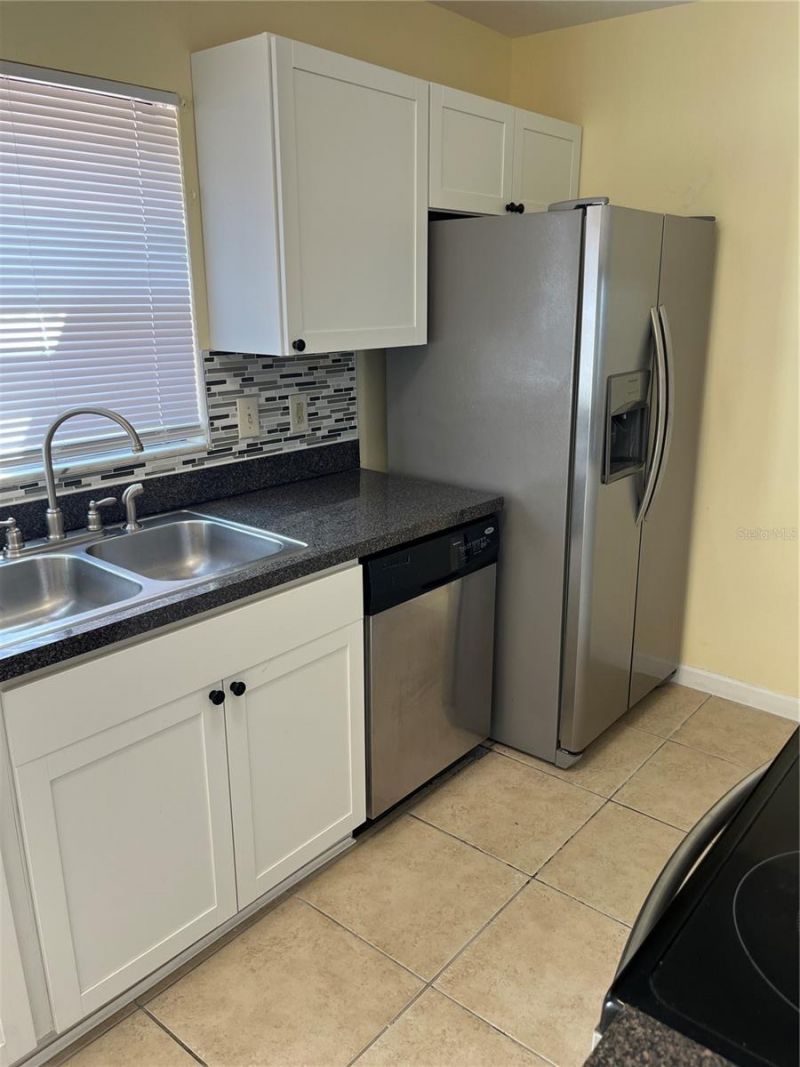 1733 Shady Ridge Court, Unit 233, Orlando, FL 32807 Photo