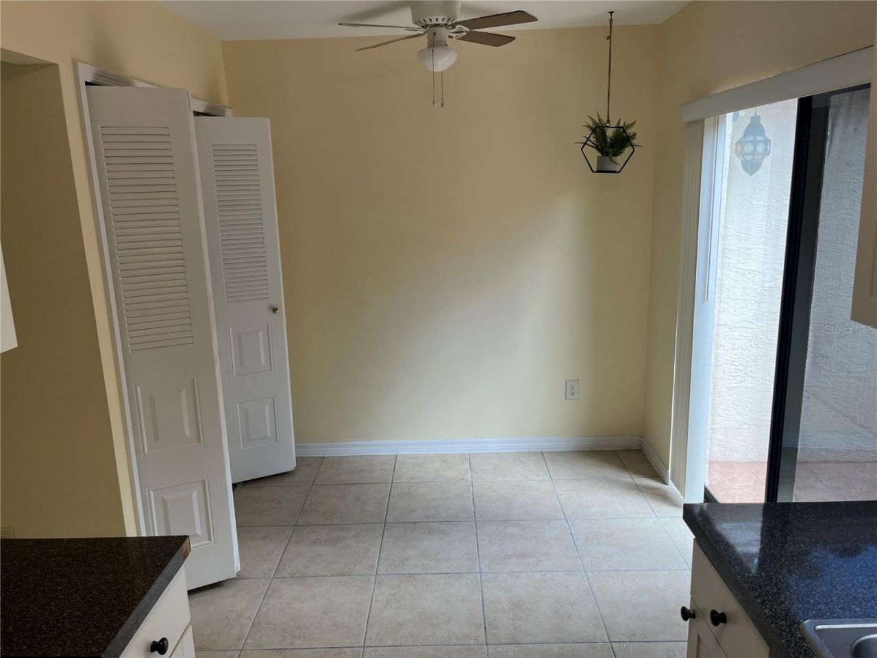 1733 Shady Ridge Court, Unit 233, Orlando, FL 32807 Photo