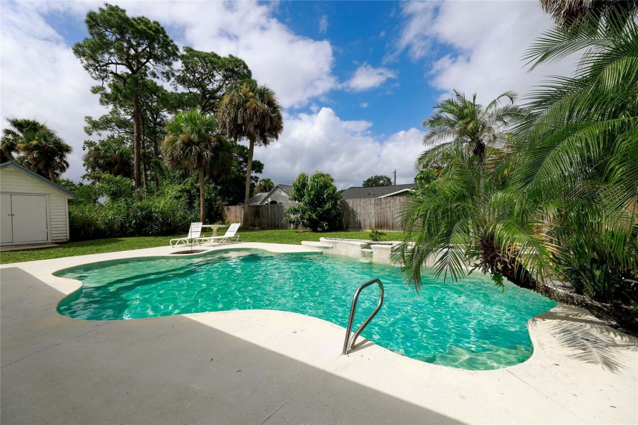 6800 Spring Street , Cocoa, FL 32927 Photo