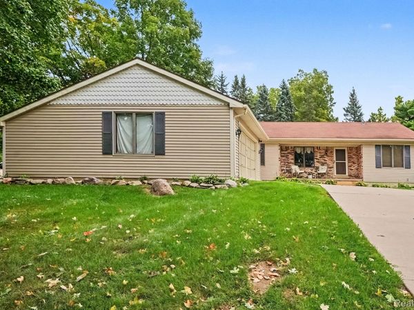 107 Michelle Drive, Romeo Village, Mi 48065
