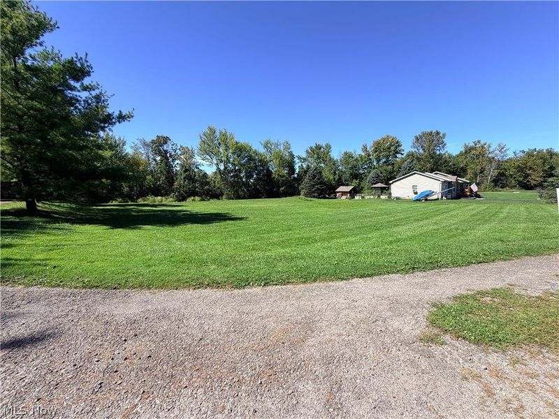 7 Tami Court, Cortland, OH 44410 Photo 13
