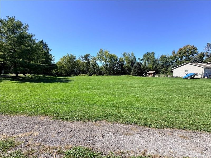 7 Tami Court, Cortland, OH 44410 Photo 17