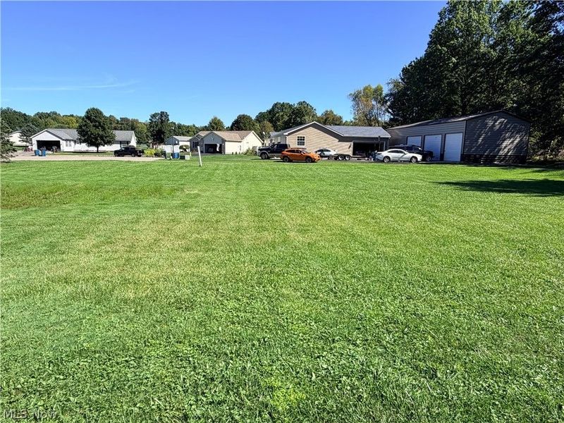 7 Tami Court, Cortland, OH 44410 Photo 2
