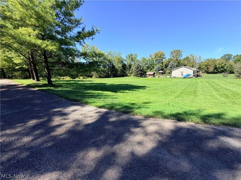 7 Tami Court, Cortland, OH 44410 Photo 9