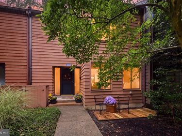 11570 WOODHOLLOW COURT, RESTON, VA 20191