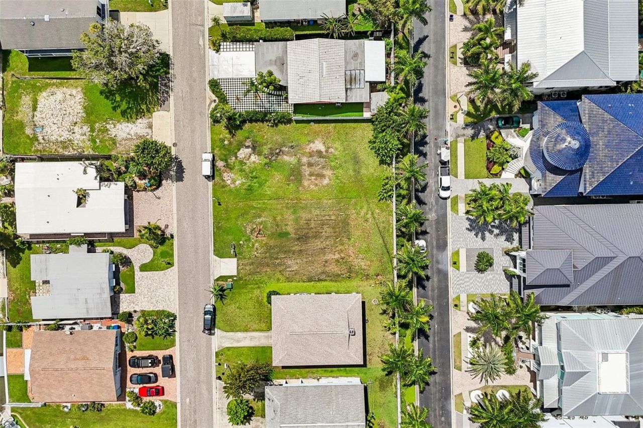 17610 1st Street E, Redington Shores, FL 33708 Photo