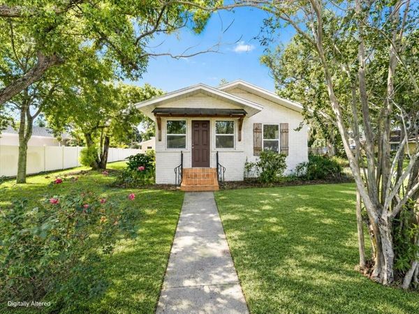 820 W WOODLAWN AVENUE , TAMPA, FL 33603