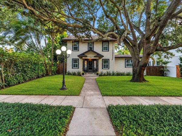 229 18TH AVENUE NE, ST PETERSBURG, FL 33704