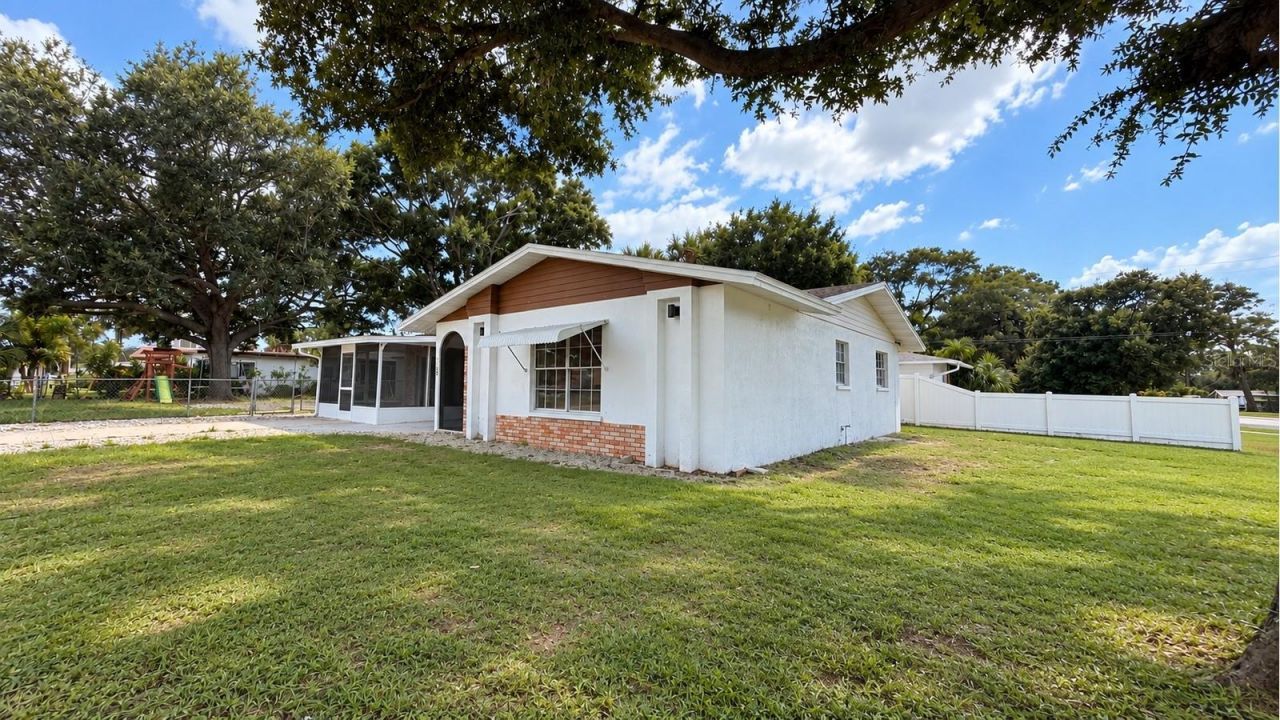 5102 21st Street W, Bradenton, FL 34207 Photo