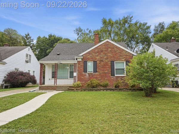 14085 Lincoln Street, Oak Park, Mi 48237