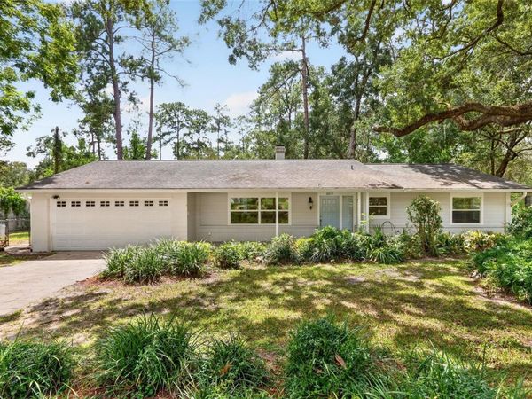 2219 NW 17TH AVENUE , GAINESVILLE, FL 32605