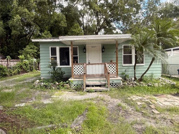 8425 N JONES AVENUE , TAMPA, FL 33604