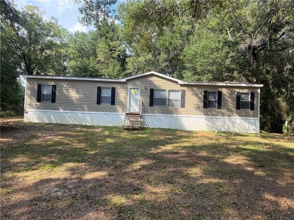 9828 Boxwood Drive N, Semmes, AL 36575