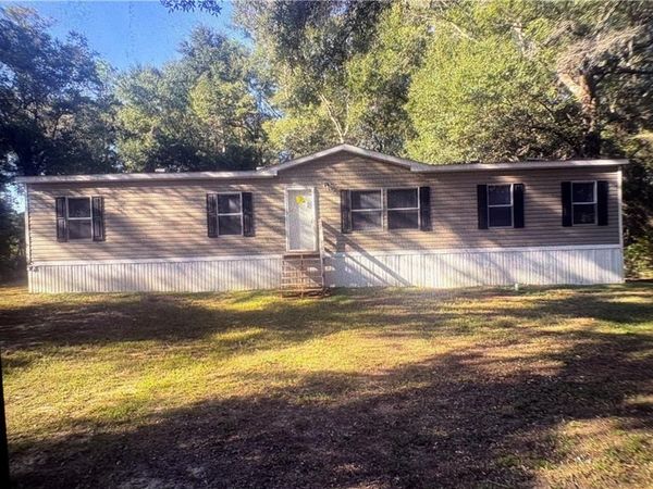 9828 Boxwood Drive N, Semmes, AL 36575