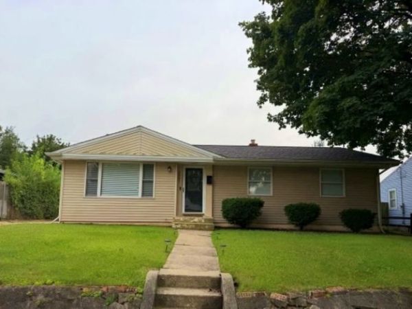 4007 Tonawanda Avenue, Rockford, IL 61108