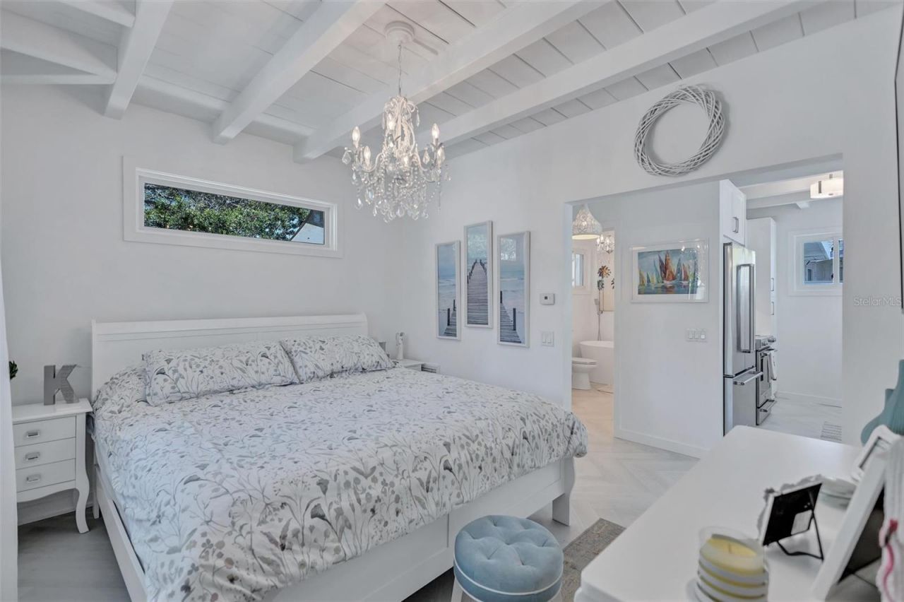 643 Calle Del Otono, Sarasota, FL 34242 Photo