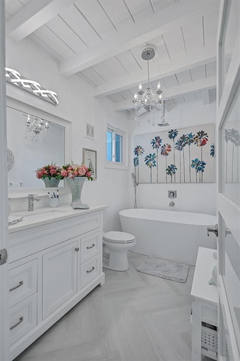 643 Calle Del Otono, Sarasota, FL 34242 Photo