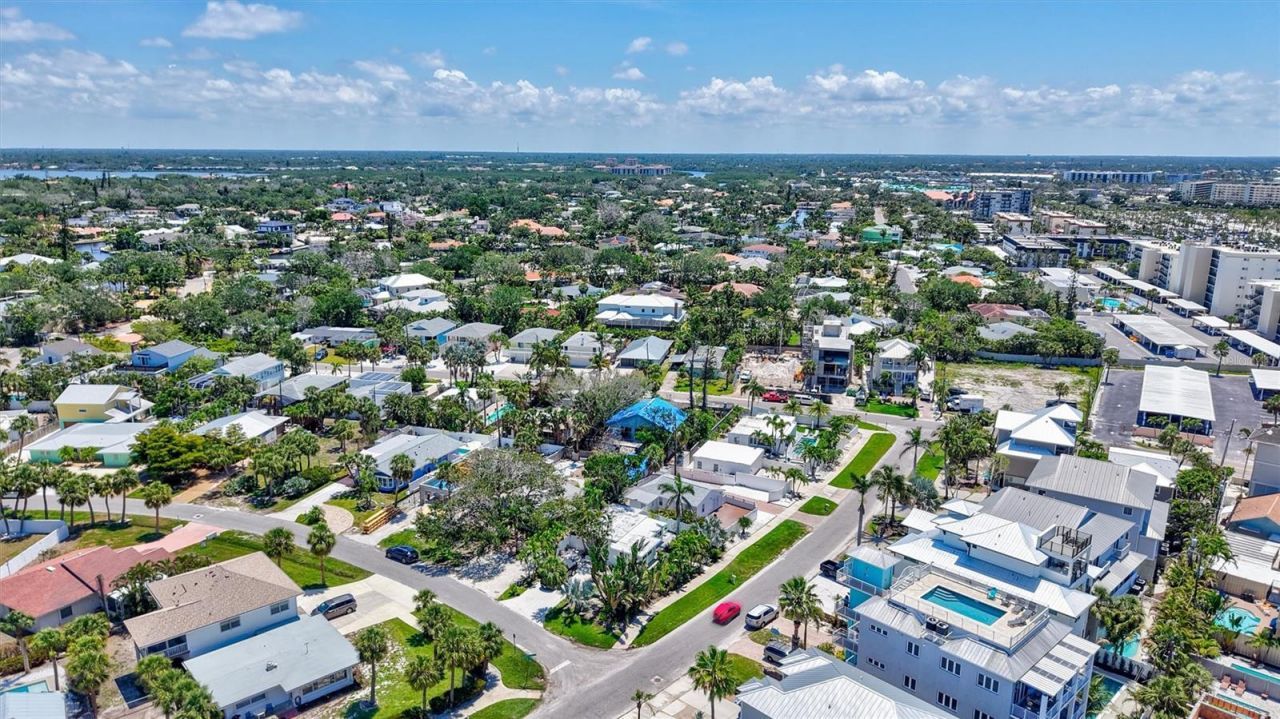 643 Calle Del Otono, Sarasota, FL 34242 Photo