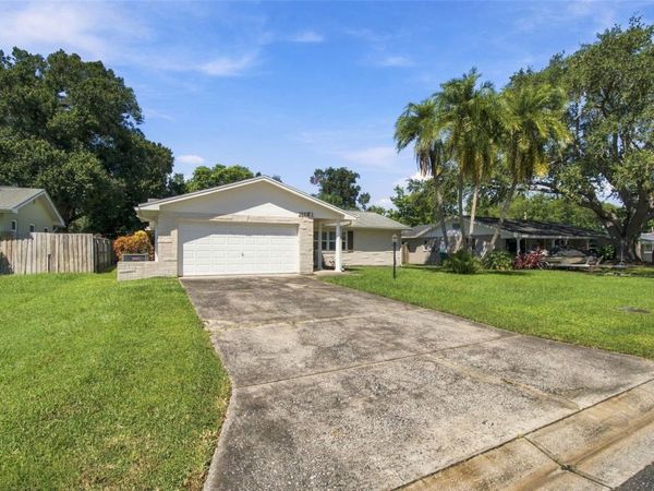 11161 105TH AVENUE , SEMINOLE, FL 33778