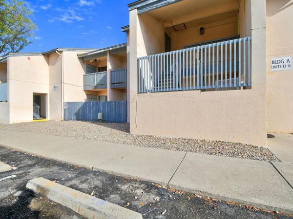 4601 Carlisle Boulevard NE, Unit APT A13, Albuquerque, NM 87109