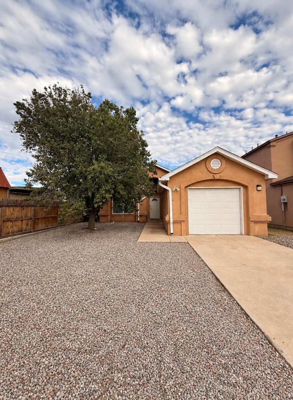1844 Tierra De La Luna Drive Sw, Albuquerque, NM 87121 Main Photo