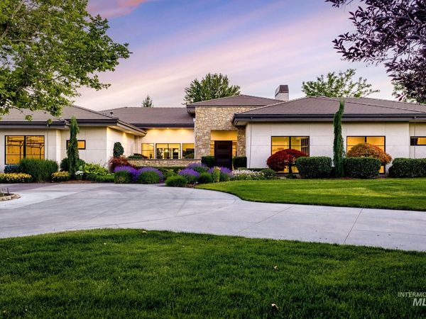 2020 E Barclay, Meridian, ID 83646