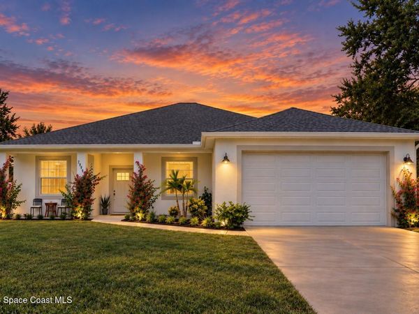 2945 Tivoli Avenue SE , Palm Bay, FL 32909
