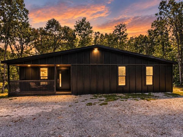 332 Meadow Ln, Altamont, TN 37301