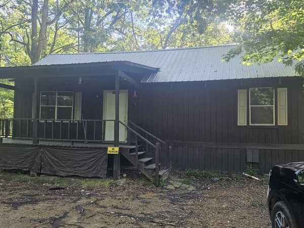 350 Blackgum Dr, Batesville, MS 38606