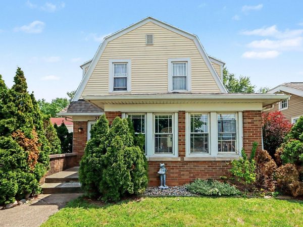 330 N Riverview Drive, Parchment, MI 49004