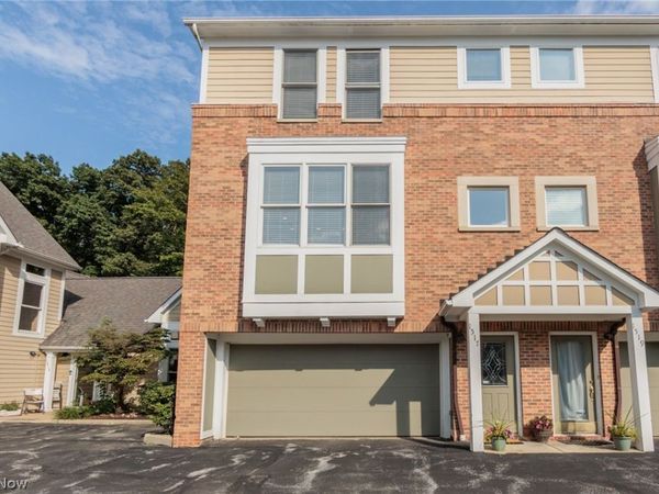 1517 Huntington Lane , Unit 1517, Cleveland Heights, OH 44118