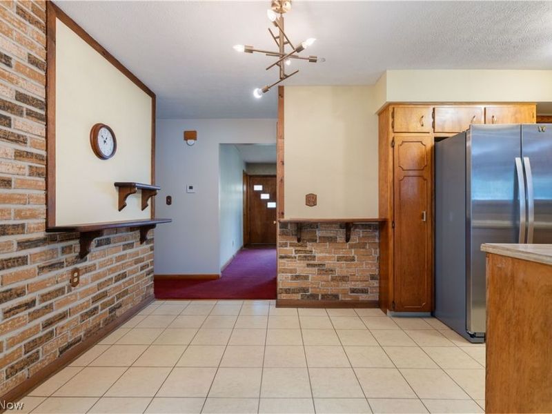 2263 Dewport Drive, Akron, OH 44312 Photo 12