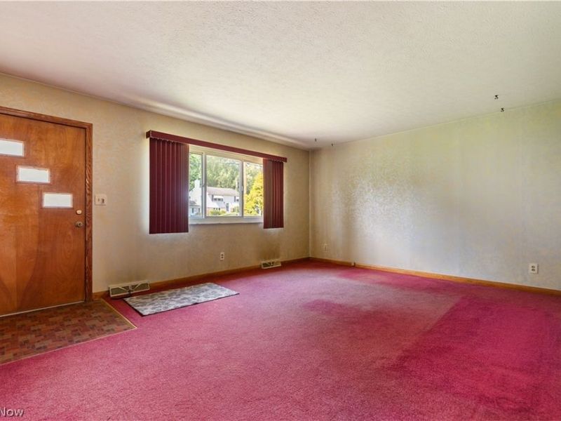 2263 Dewport Drive, Akron, OH 44312 Photo 9
