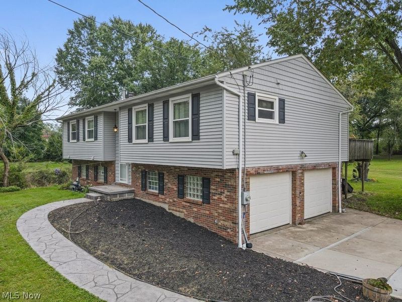 111 Highland Avenue, Munroe Falls, OH 44262 Photo 3