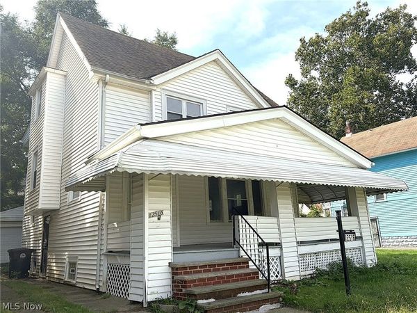 12516 Cornado Avenue, Cleveland, OH 44108