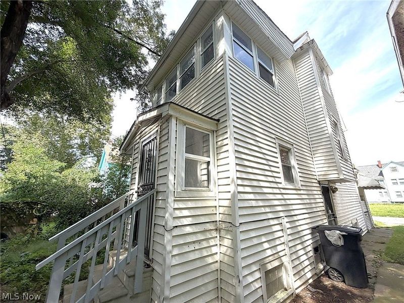 12516 Cornado Avenue, Cleveland, OH 44108 Photo 41