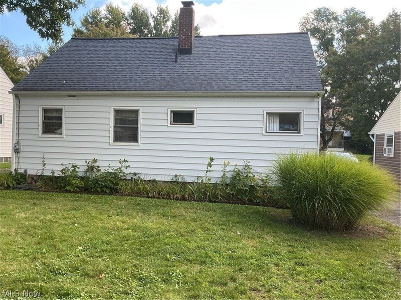 888 Caddo Avenue, Akron, OH 44305 Photo 2