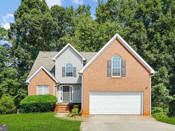 1347 Vine Circle, Mcdonough, GA 30253