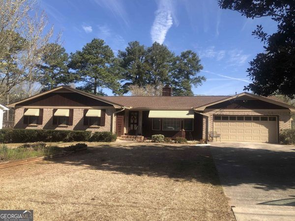 2160 Pinewood Drive, Covington, GA 30016
