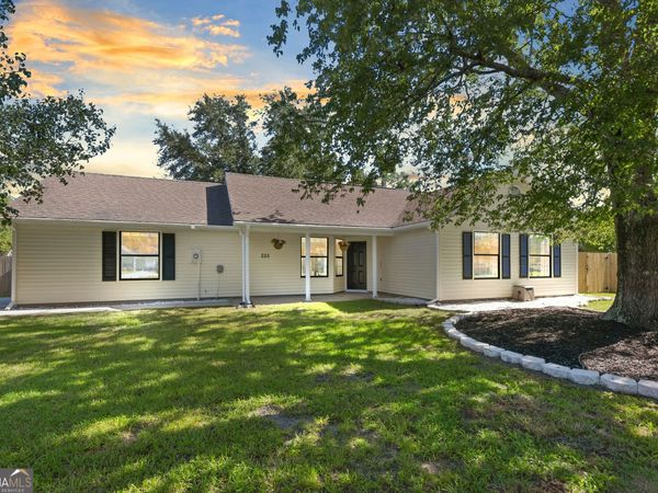 225 Merriwood Circle, Kingsland, GA 31548