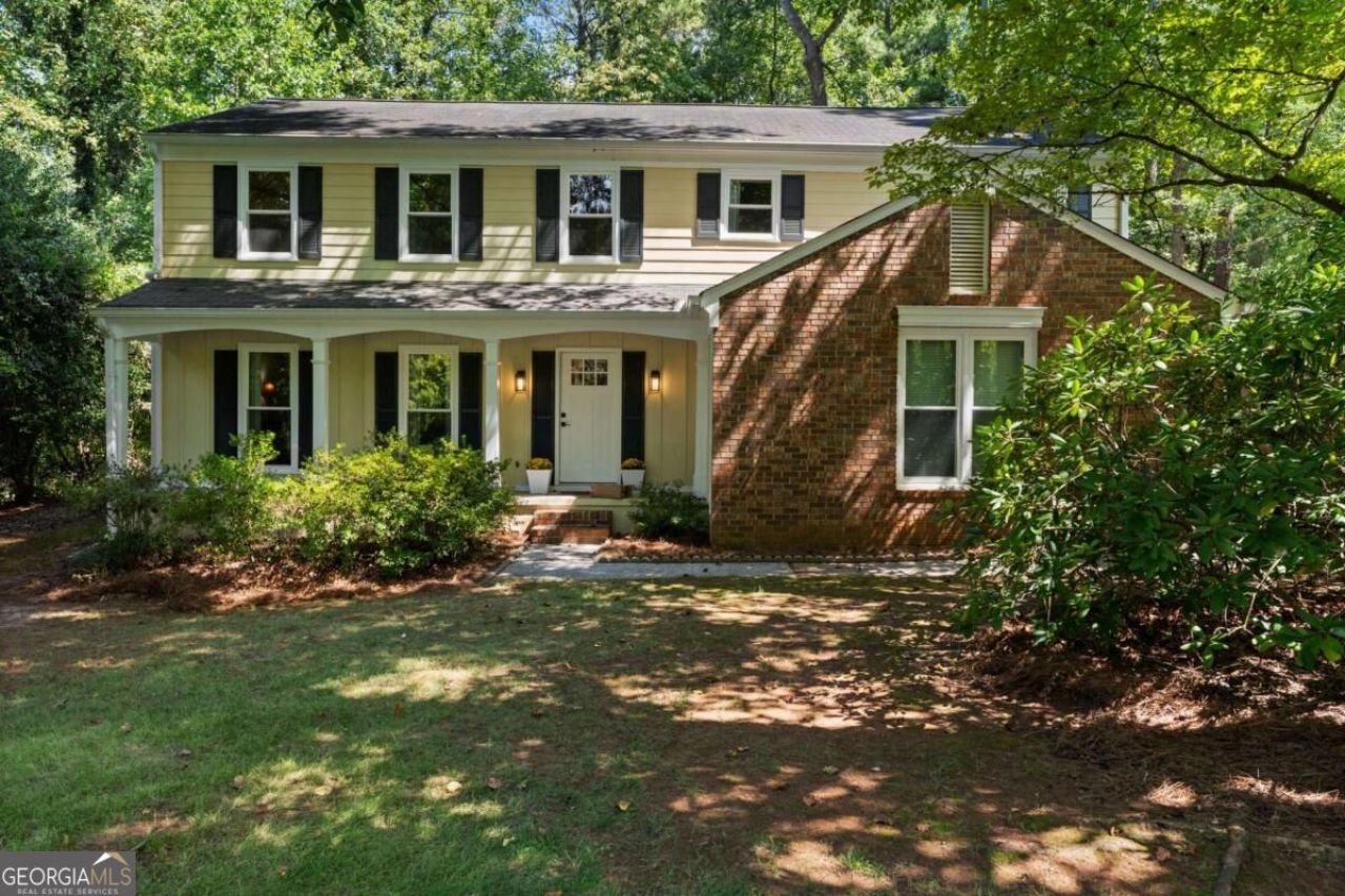 914 Otter Way Ne, Marietta, GA 30068 Main Photo