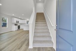 7056 Windham Way photo 4