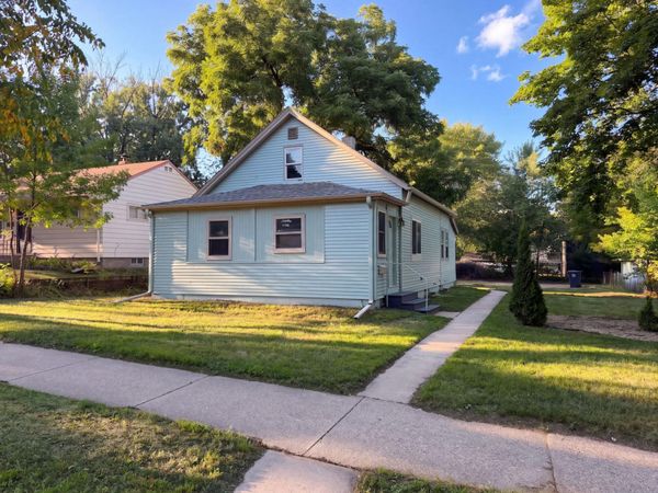 305 Arlington Avenue W, Saint Paul, MN 55117
